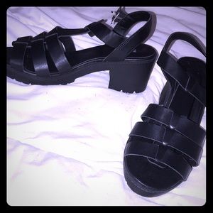 Block fishermen sandals size 8/1/12